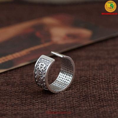 Nhẫn bạc khắc chú Om Mani Padme Hum và Bát Nhã Tâm Kinh